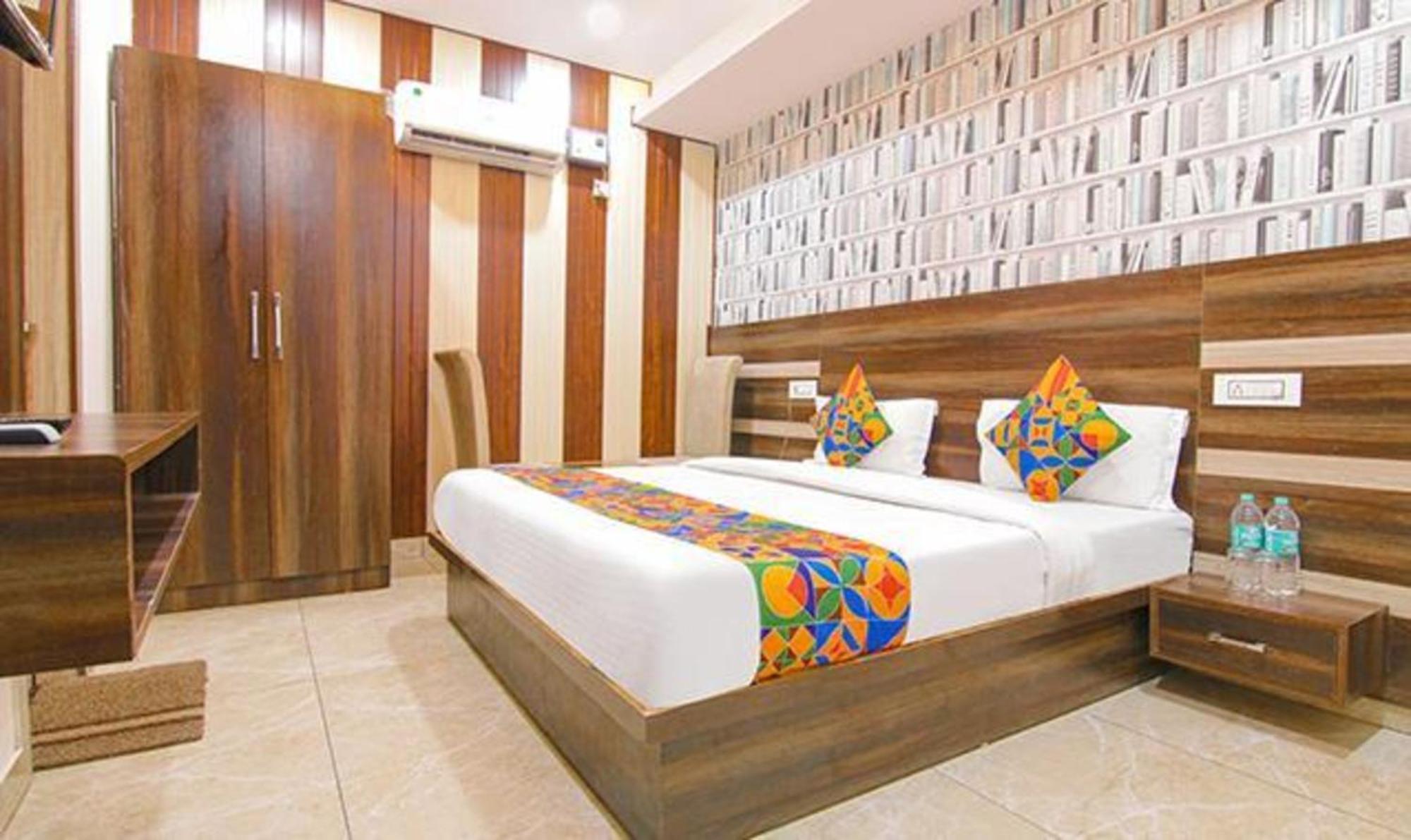 Fabhotel Welcome Residency Zirakpur Exterior foto