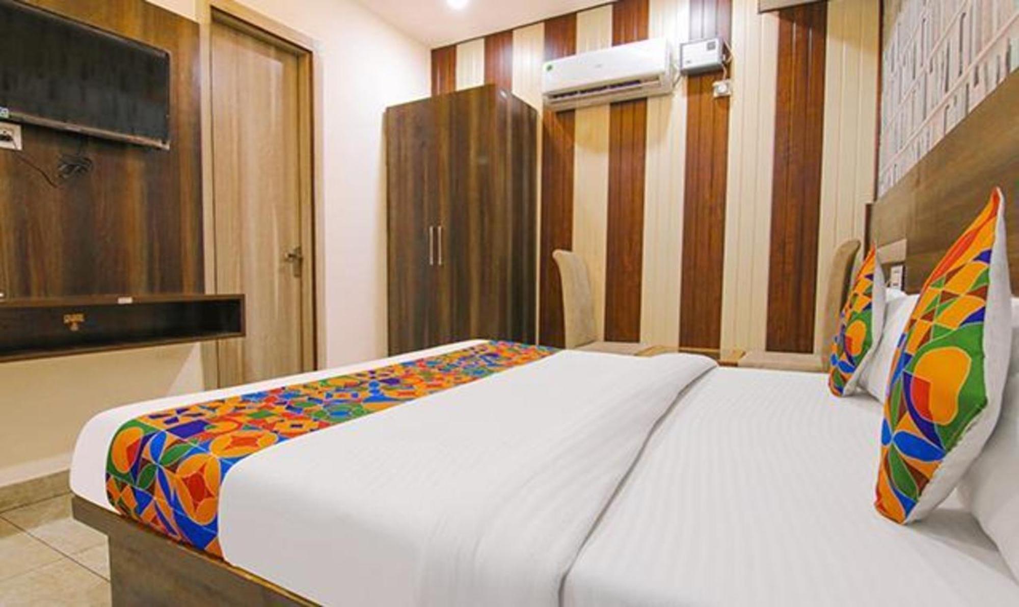 Fabhotel Welcome Residency Zirakpur Exterior foto